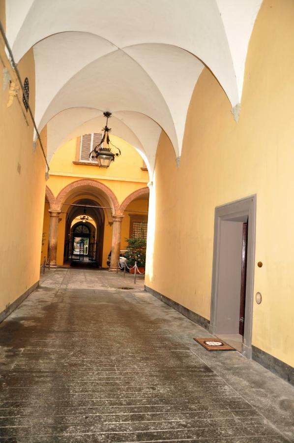 Andrea Luxury Apartments Strada Maggiore Studio 1 Bologna Luaran gambar