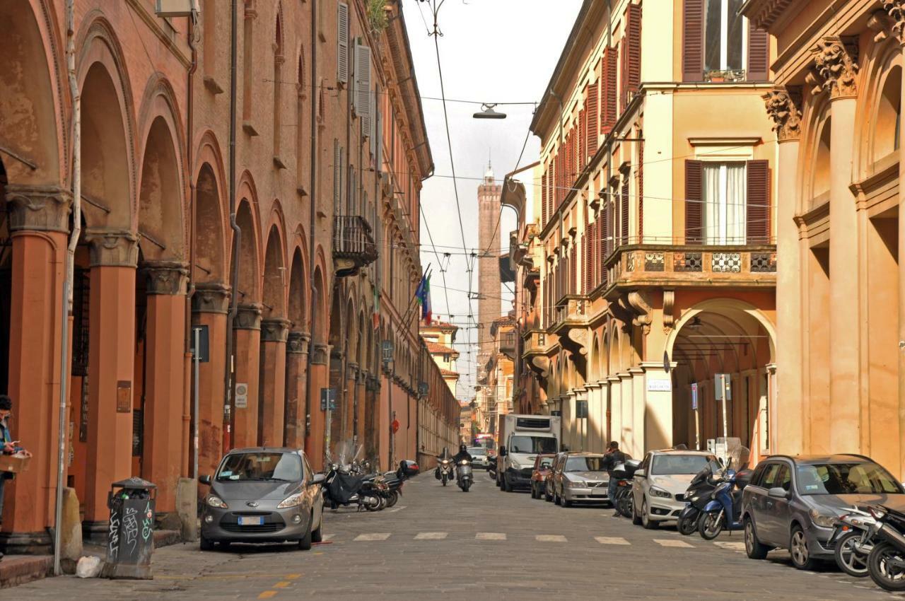 Andrea Luxury Apartments Strada Maggiore Studio 1 Bologna Luaran gambar