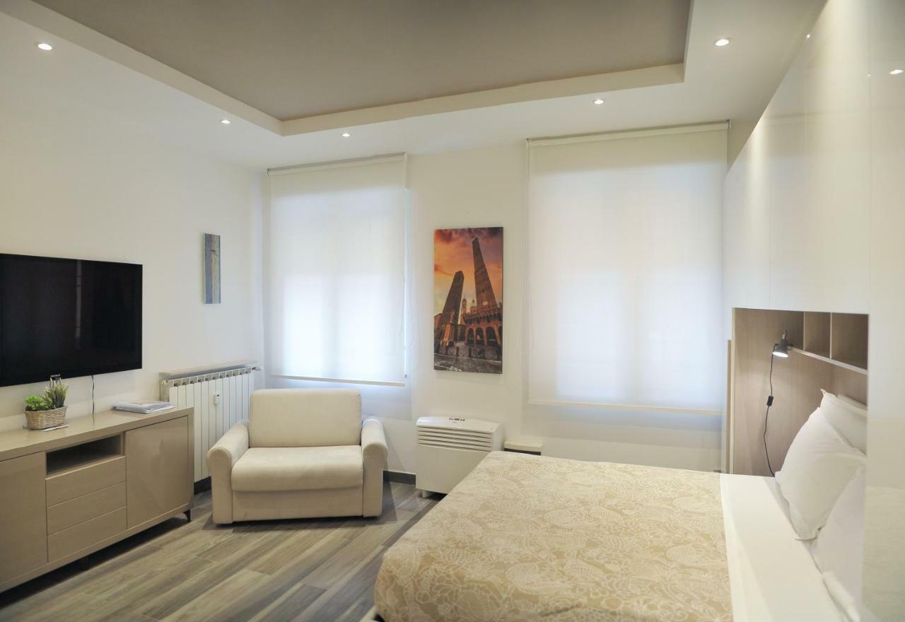 Andrea Luxury Apartments Strada Maggiore Studio 1 Bologna Luaran gambar