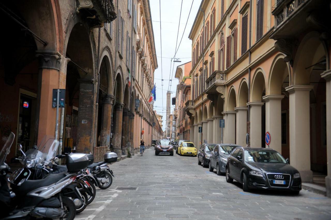 Andrea Luxury Apartments Strada Maggiore Studio 1 Bologna Luaran gambar