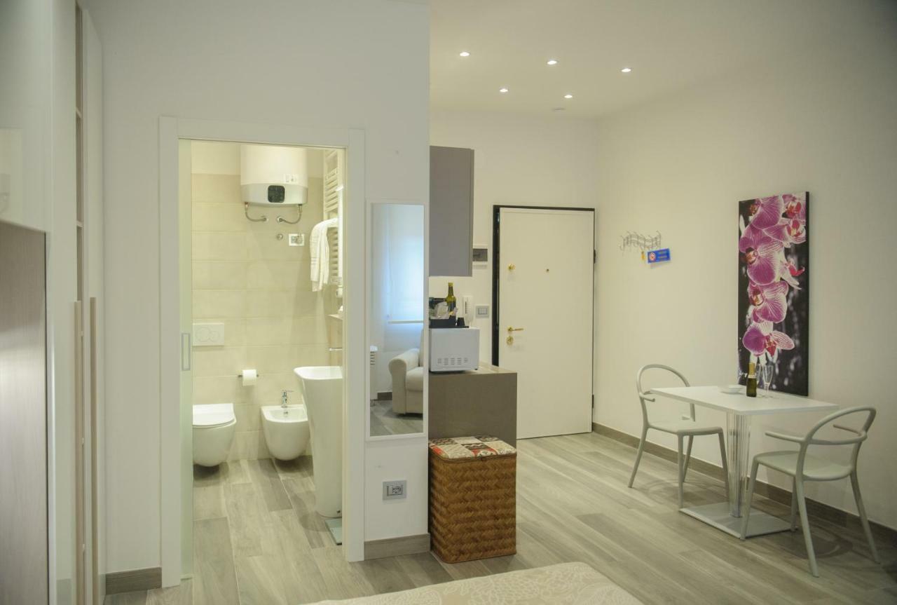 Andrea Luxury Apartments Strada Maggiore Studio 1 Bologna Luaran gambar